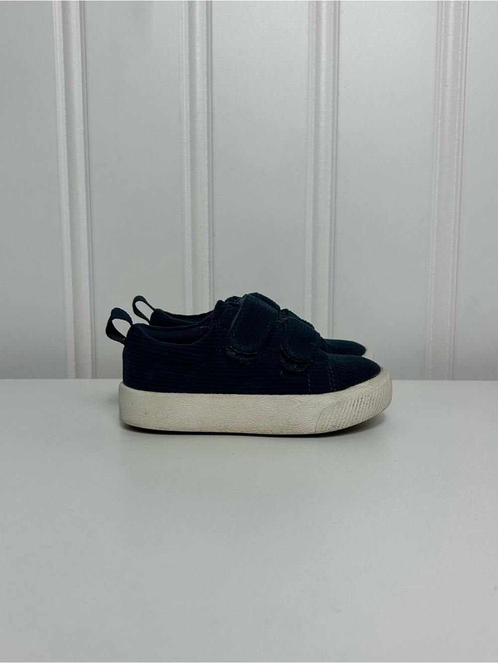 Nordstrom corduroy Navy blue Dual Velcro Sneakers white toddler boy kids 6